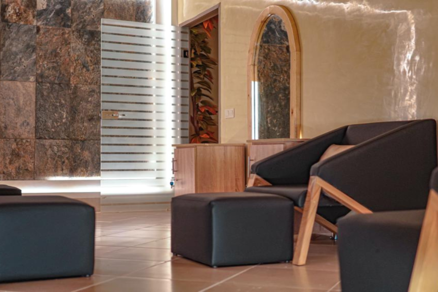 Esperienza romantica in spa con cena al ristorante Chouf L'Or