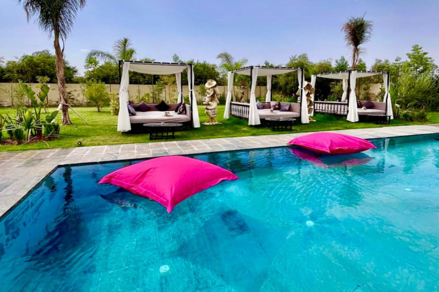 Pass giornaliero per Marrakech con piscina, pranzo e navetta inclusi - Relax