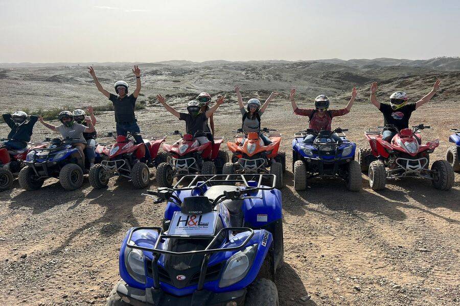 Quad Bike, Camel Ride e cena nel deserto roccioso di Agafay