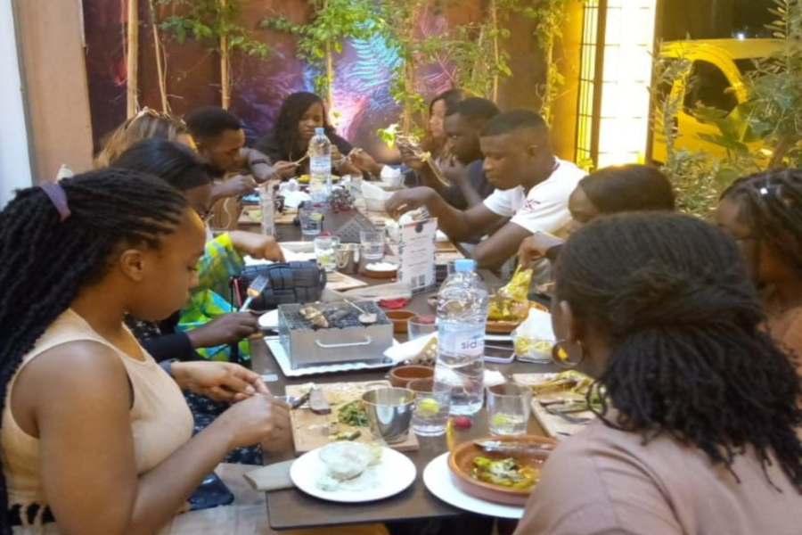Esperienza di cena, ristorante marocchino Chouf L'Or con pick up