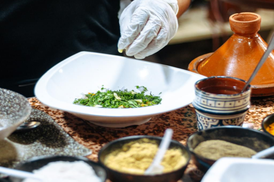 Lezione di cucina marocchina a Marrakech al Chouf l'Or con ritiro