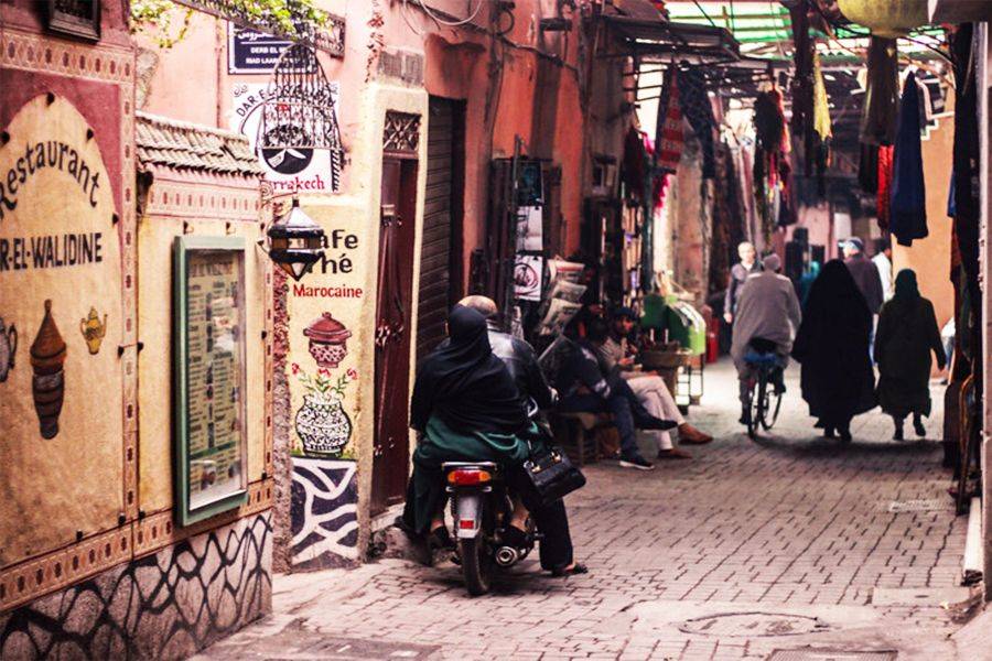 Tour sul tetto e visita della medina con i pasti a Marrakech