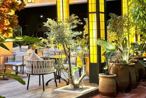 Esperienza di cena, ristorante marocchino Chouf L'Or con pick up